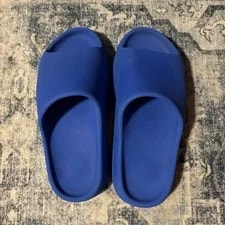 Size 12 - Yeezy Slide 4