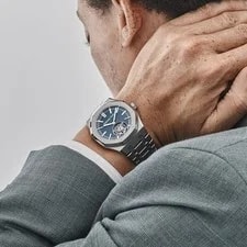Audemars Piguet Royal Oak Flying Tourbillon 26730TI.OO.1320TI.02 Titanium Blue 3