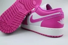 Air Jordan 1 Low 'Fire ' (GS) FV8486-600-37.5- Uni 2