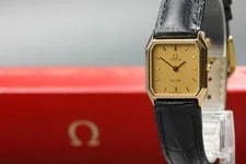Omega — [Near / Box] Omega de Ville Cal.1450 Gold Square Quartz From Japan — Watch — resale