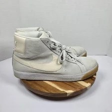 Nike SB — Nike SB Blazer Court Mid Size 12 864349-005 Good Skate — Sneaker — resale