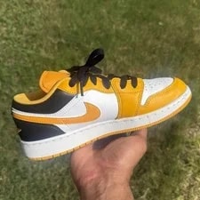 Size 7 - Air Jordan 1 Low 4