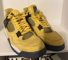 Air Jordan 4 Retro “Lightning” (Tour ) – 2
