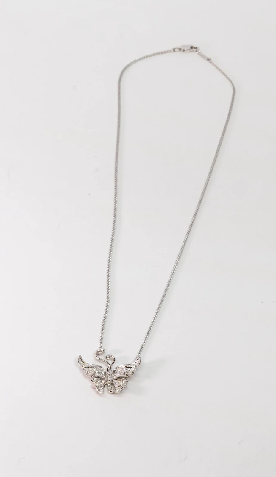 Worldofluxuryus — Carrera Y Carrera Alegori 18K White Gold & Diamonds Pendant — Watch — resale