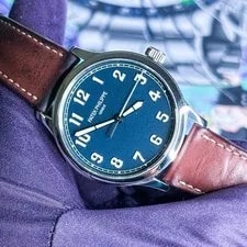 Patek Philippe — Patek Philippe Calatrava Blue - 5522A-001 Complete Set — Watch — resale