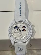 Omega X Swatch MoonSwatch “Moonphase Snoopy” – White Edition 2