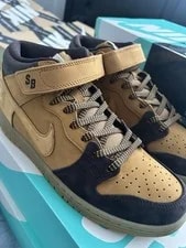 Nike SB — Nike SB Dunk Mid Lewis Marnell Cappuccino Wheat Sz 9.5 AJ1445 200 — Sneaker — resale