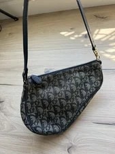 Dior Saddle Zip Closure 3