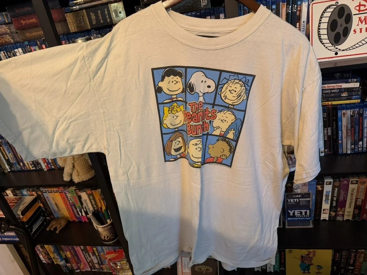 Peanuts Shirt — streetwear — resale