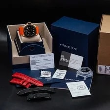 Panerai Submersible PAM02070 44mm Goldtech OroCarbo Black Dial Box Papers 2025 2