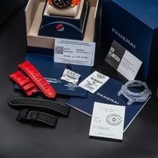 Panerai Submersible PAM02070 44mm Goldtech OroCarbo Black Dial Box Papers 2025 3