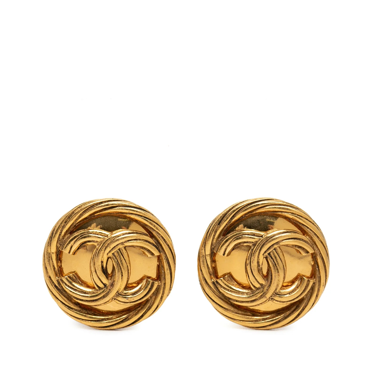 Chanel — CC Twisted Round Clip on — Jewelry — resale