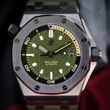 Audemars Piguet Royal Oak Offshore Diver 15720ST.OO.A052CA.01 | Full Set 42mm 2