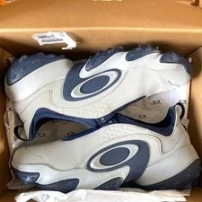 Oakley Edge Icon 9.5 US Box Included 2