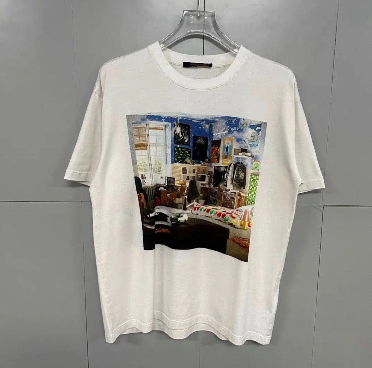 Louis Vuitton — Louis Vuitton Teen Bedroom — streetwear — resale