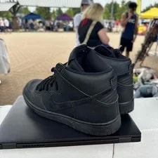 Size 9 - Nike SB Dunk High ‘ Out’ 3