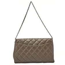 Chanel CaviarSkin Matelassé Single Flap Chain 4