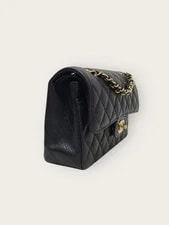 Chanel Classic Flap Small 140764818 4