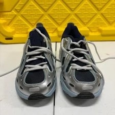 Adidas Equipment Gazelle Size 5 Running Shoes 4