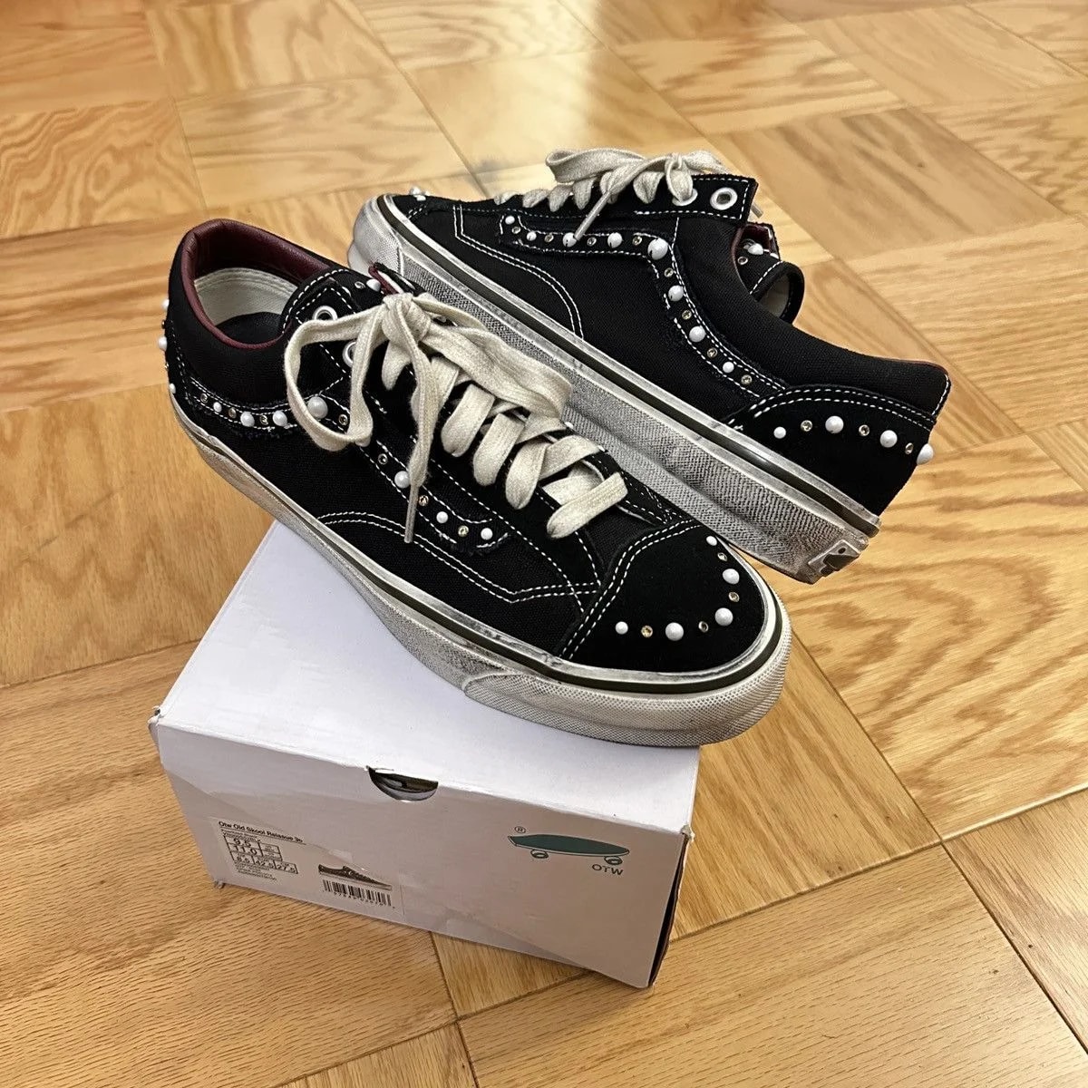 Vans — Vans Old Skool 36 Pearlized Pack — Sneaker — resale