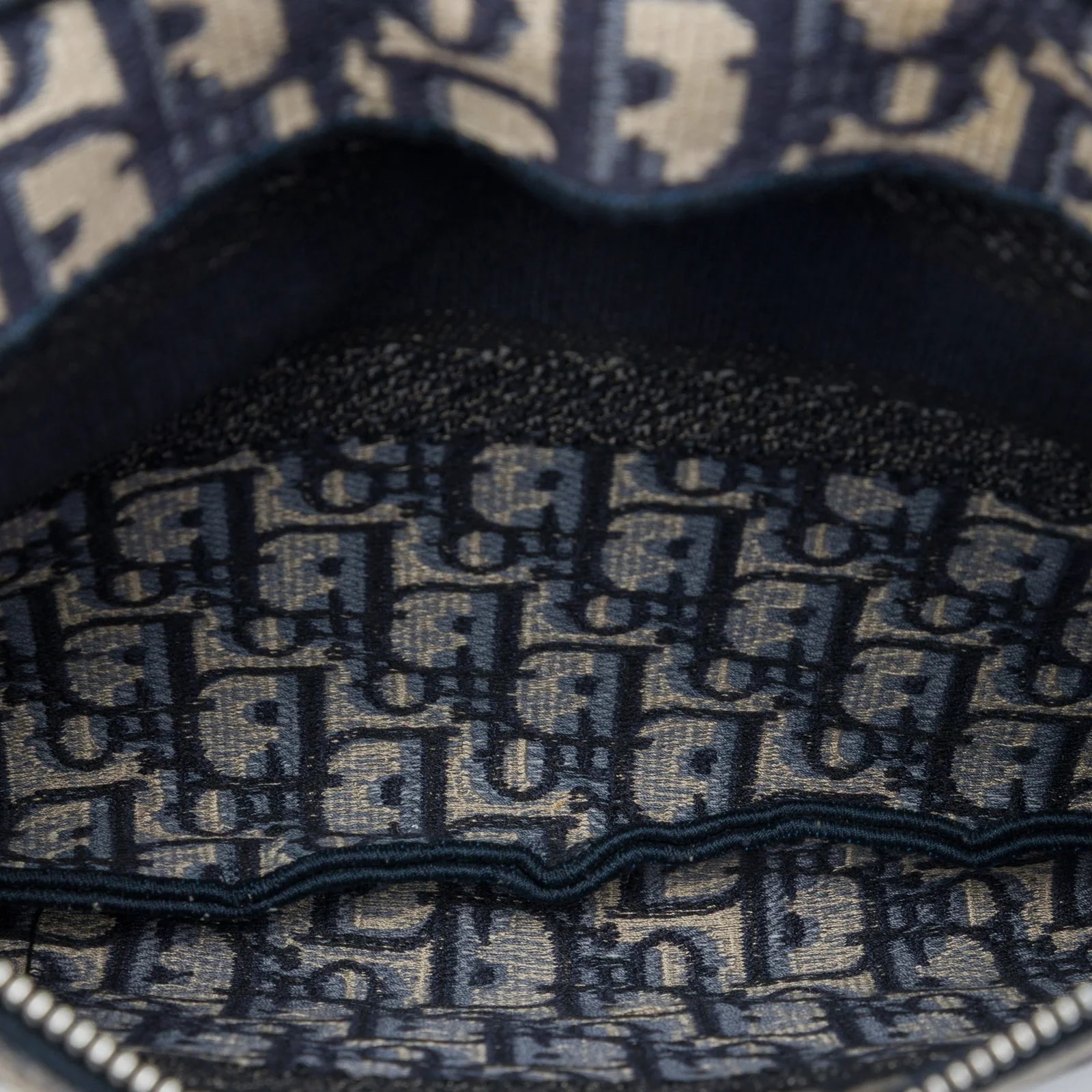 Flat Crossbody 4