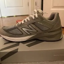 Size 9 - New Balance 990 V5 4