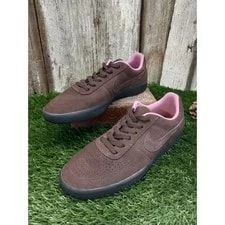 Nike SB — Nike SB Team Classic PRM (AR0767-200) Earth/Magic 8 Skate Shoes — Sneaker — resale