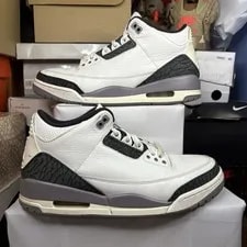 Jordan — Size 9.5 - Air Jordan 3 Retro — Sneaker — resale