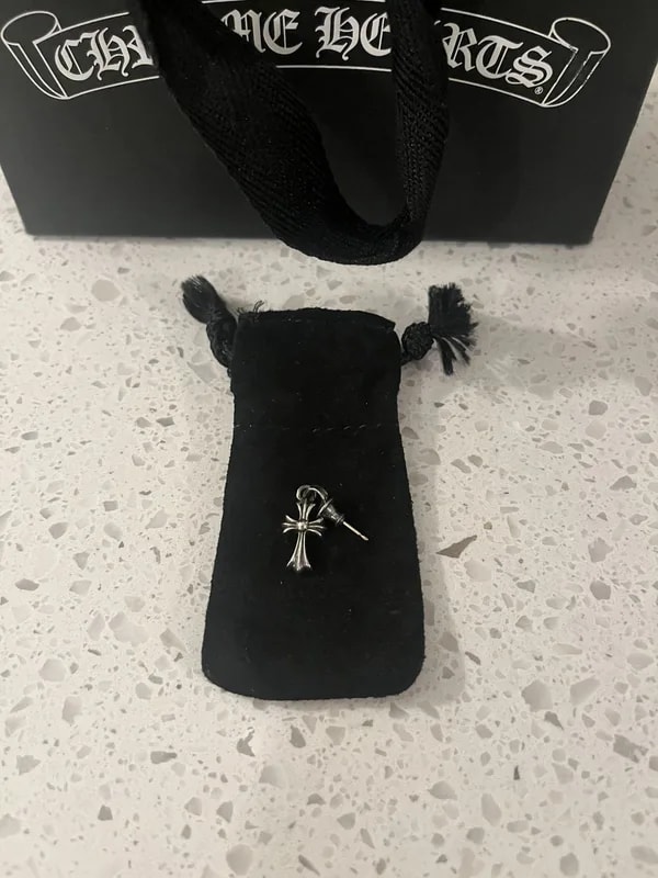 Chrome Hearts — Hearts Baby Fat Earring — Clothing — resale