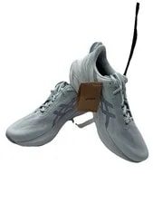Asics ’S 13 NovaBlast 4 Limited Edition / 1011B887-020 3