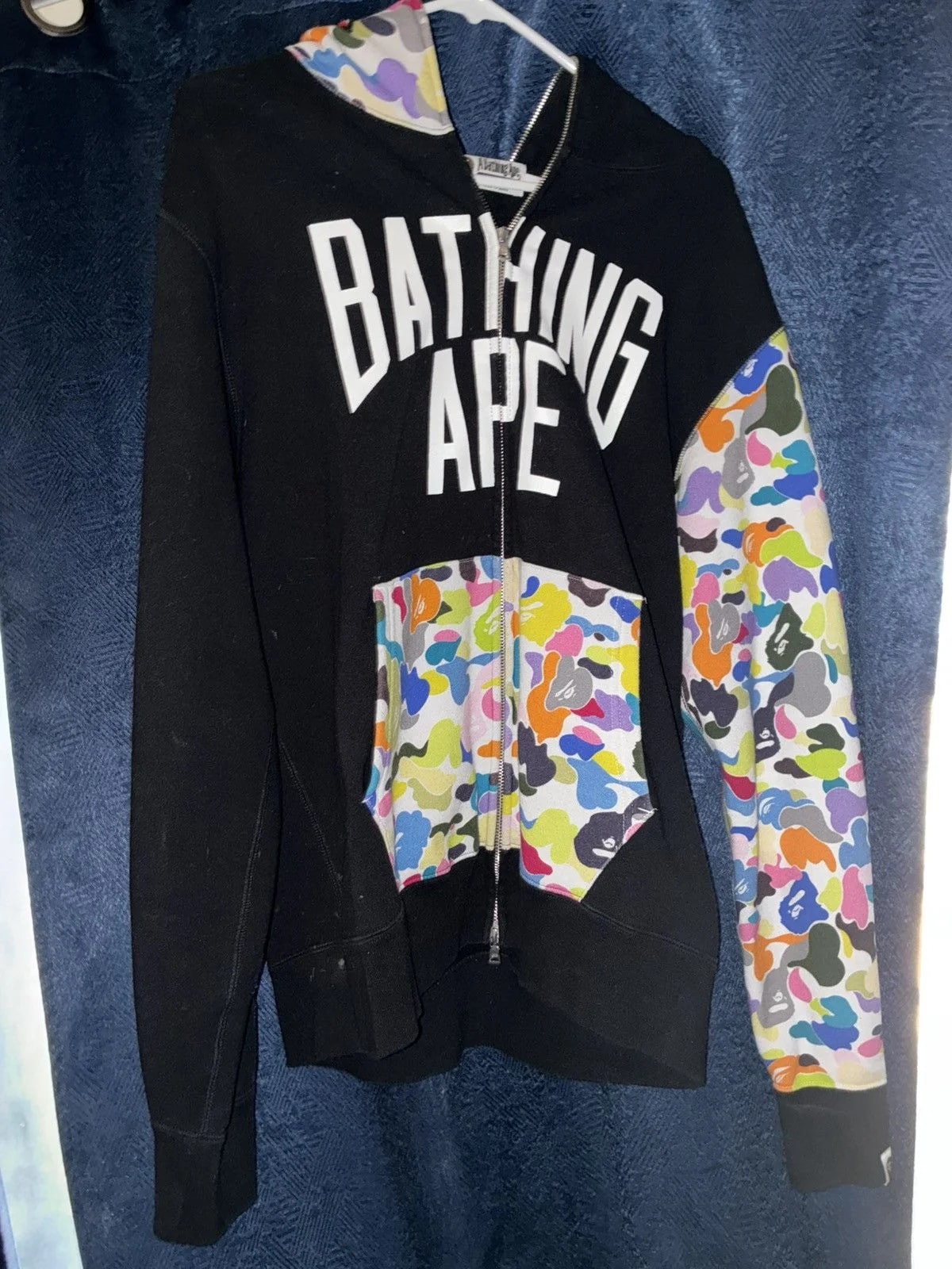 BAPE — Bape Camo NYC Logo Shark Full Zip — streetwear — resale