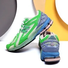 New Balance — New Balance 1906R Astral Retro Runner M1906RVA — Sneaker — resale