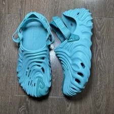 Crocs — Crocs X Salehe Bembury X Pollex Tide Tonic Size 10 Use — Sneaker — resale