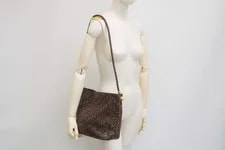 Bottega Veneta Hardware 6096h 2