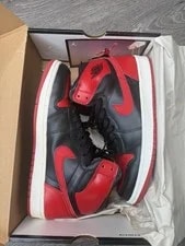 Air Jordan — Size 9.5 - Air Jordan 1 Retro 2001 — Sneaker — resale