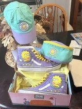 Vans X the Simpsons Sk8-Hi "Lisa Simpson for President" Bundle 4