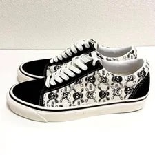 9.5US Vans Old Skool Pirate Skull 9H LTD Collection Sports Shoes 2