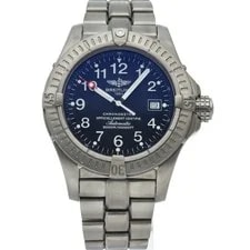 Breitling Avenger Seawolf Chronograph E17370 Titanium mensWatch Blue 2