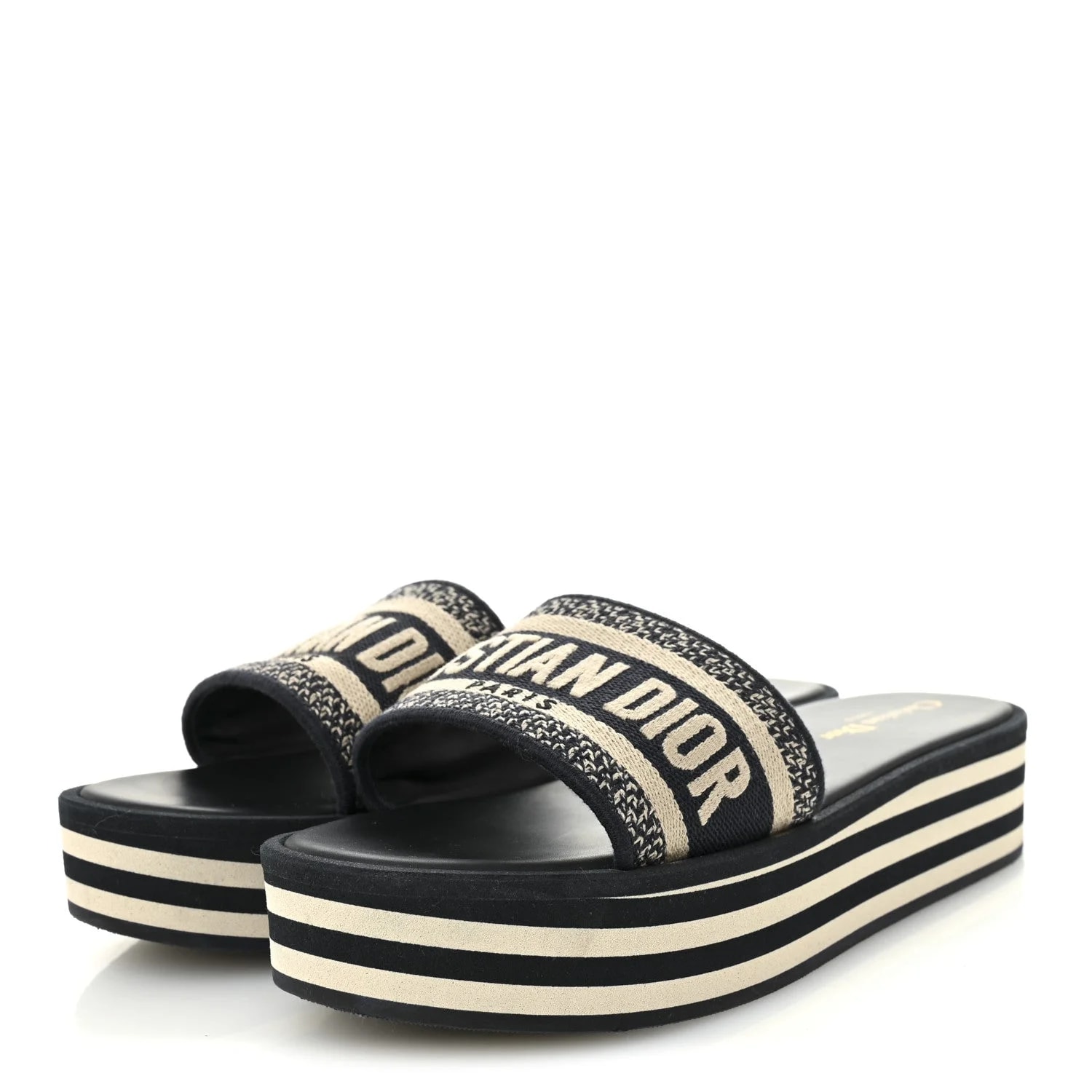Embroidered D-Way Platform 39.5 Deep 4