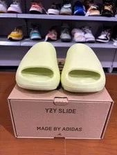 Preowned Yeezy Slide Glow Size 5 Ships Fast 3