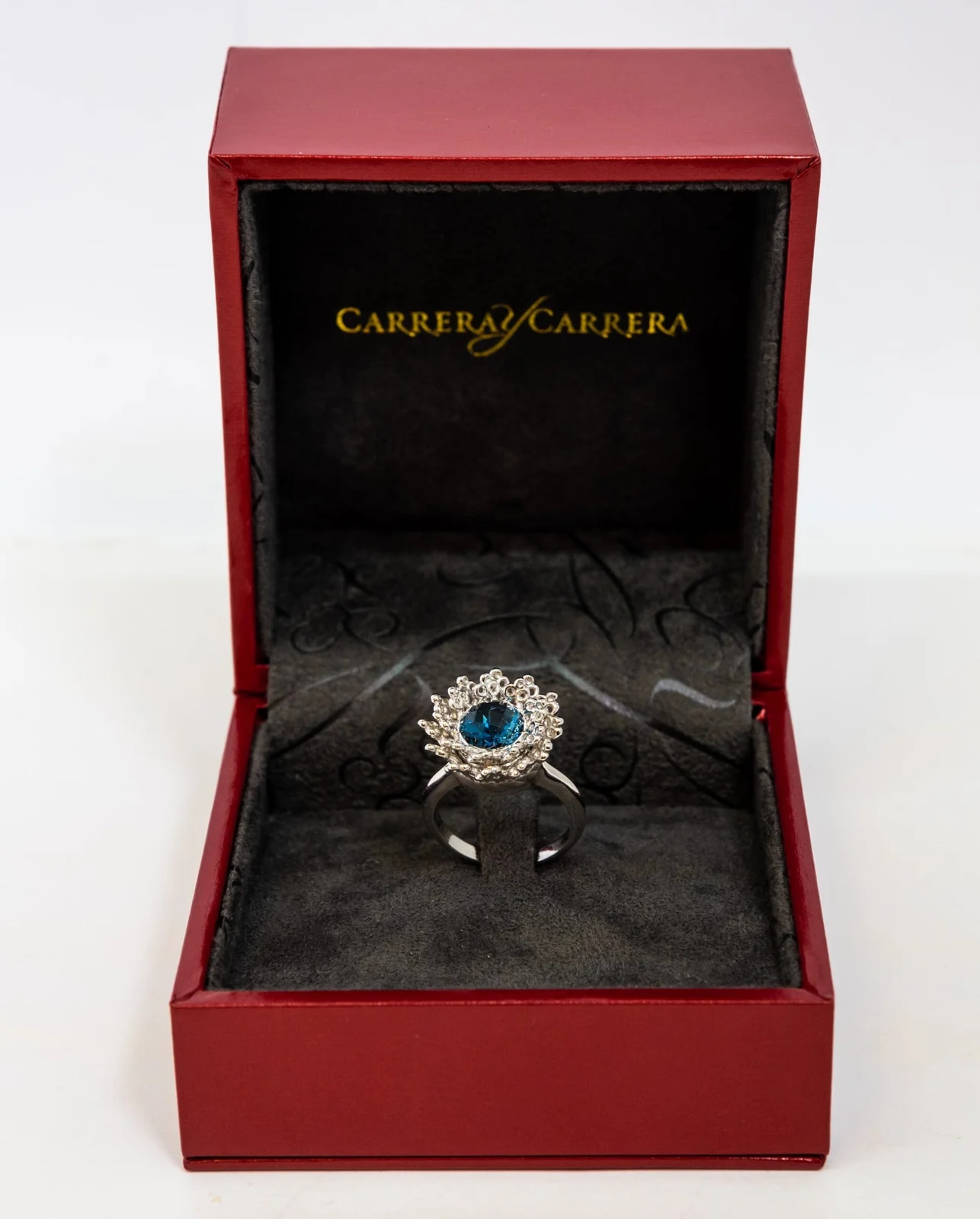 Carrera Y Carrera Reina 18K White Gold & Topaz Ring 3