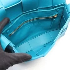 Bottega Veneta Cassette Crossbody Max 3