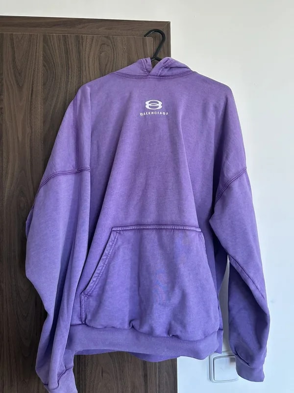 Balenciaga — Balenciaga Unity Hoodie — streetwear — resale