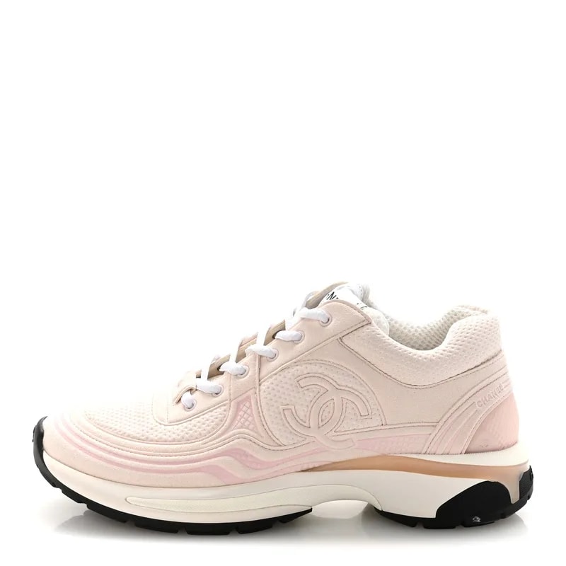 Chanel — Fabric CC Sneakers 40 Light — Sneaker — resale
