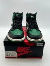 Jordan 1 Retro High 10 (Moderately Worn ) 2