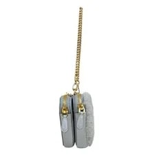 Prada Triangle W 4