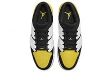 Air Jordan Nu Retro 1 Low 'Tour ' DV5141-017 4