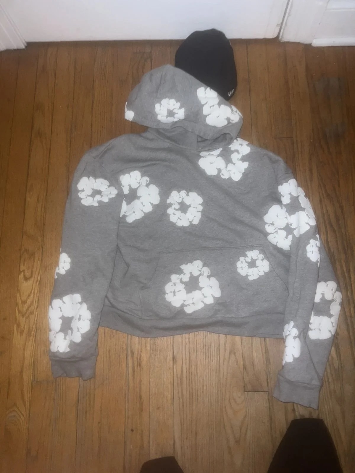 XL Tears Hoodie — streetwear — resale