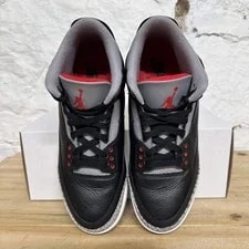Air Jordan 3 ' Size 9 DN3707-010 3