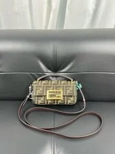Fendi — Fendi Baguette Mini & Crossbody PhoneBag Duty Pai — Handbag — resale